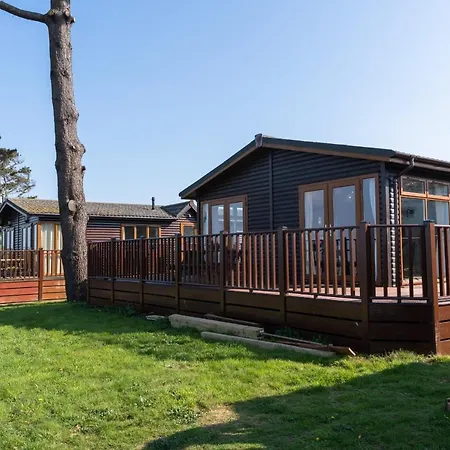 Finest Retreats - Serendipity Lodge Torpoint Esterno foto