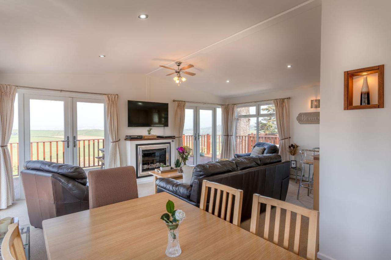 Finest Retreats - Serendipity Chalet Torpoint
