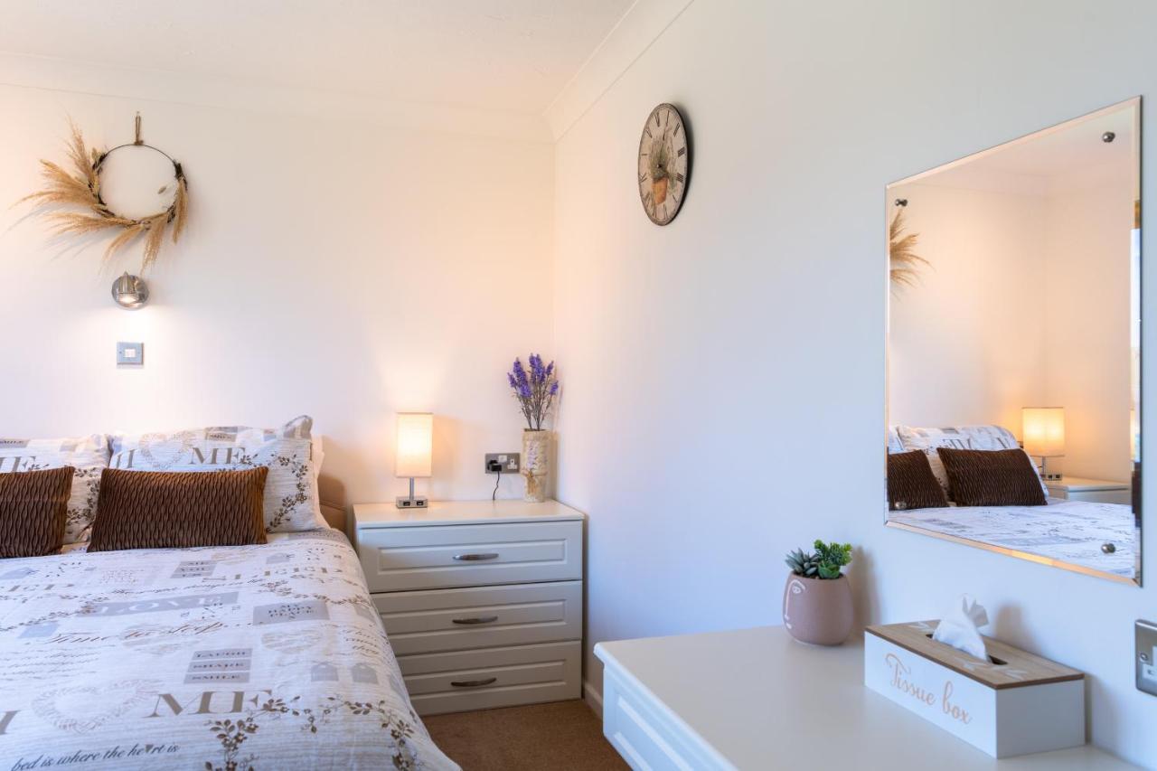 Finest Retreats - Serendipity Chalet Torpoint